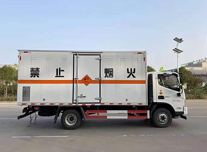 巨野爆破器材运输车